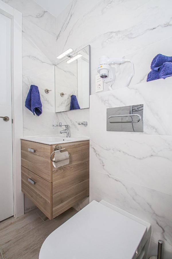 Stylish Studio For Rent With Fantastic Location In Marbella Promenade. Ngoại thất bức ảnh
